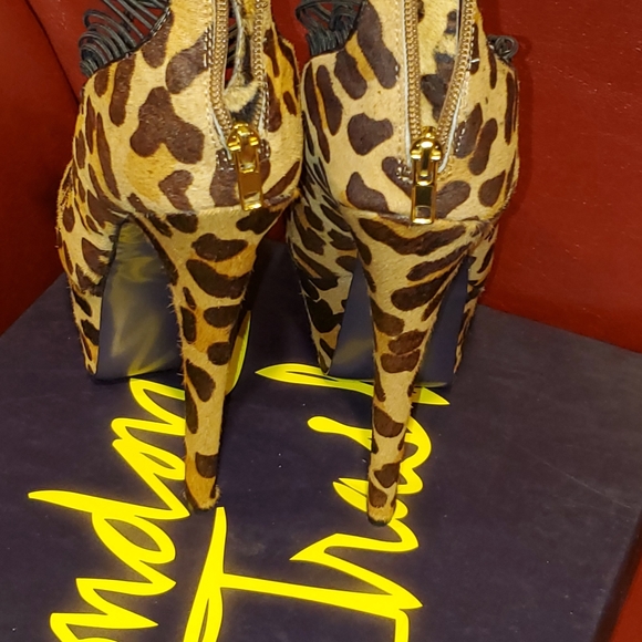 London Trash shoes - Picture 5 of 5